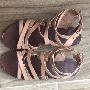Charlotte Russe cream sandals | Size 8